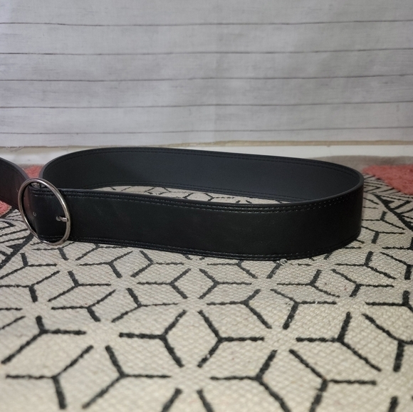 WIDE BLACK FAUX LEATHER BELT - Picture 5 of 6